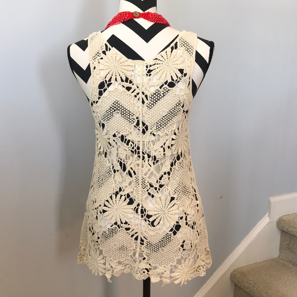 Crochet, Sleeveless Tunic Top - Picture 6 of 7
